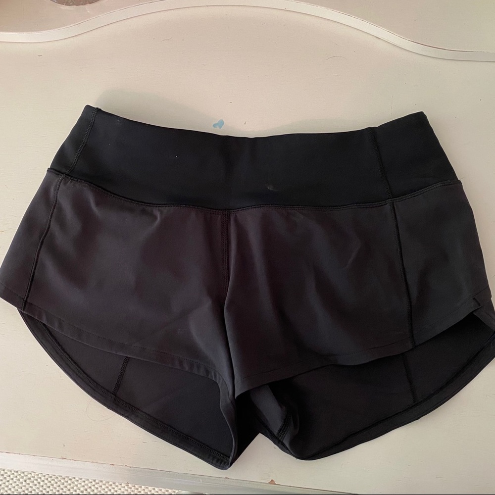 NEVER WORN Lulu Lemon Speed Up LR Short